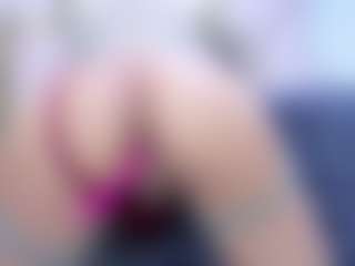 EmilyBrooksSS's Live Sex Cam Show