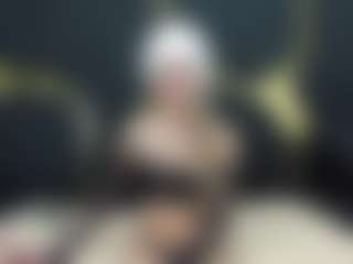 Live cam show with EmilyBrooksSS - Drinking on Dolls Live
