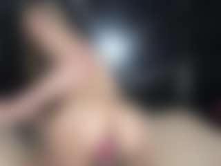EmilyBrooksSS's Live Sex Cam Show