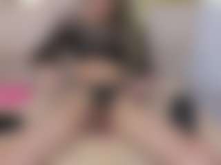 Live cam show with EmilyBrooksSS - Caucasian on Camsoda