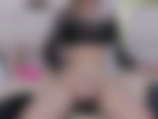 Show in cam erotica live di EmilyBrooksSS