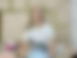 Live-Cam-Show mit EmilyBrooksSS - Bald auf Camsoda
