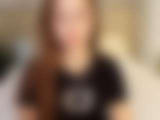 Live cam show with Lilly-Blossomm - Body Massage on https://playwithruby.com