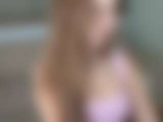 Lilly-Blossomm's Live Sex Cam Show