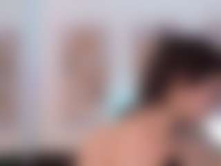 Live cam show with milu-razzo - Fingering on Uber Horny