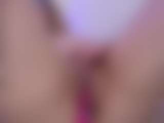 milu-razzo's Live Sex Cam Show