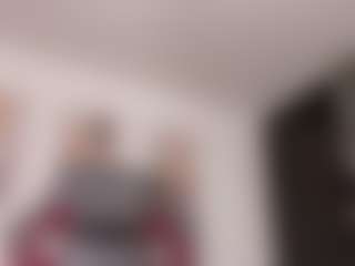 Live cam show with milu-razzo - Striptease on CamClone