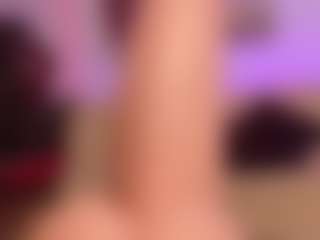 milu-razzo's Live Sex Cam Show