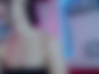Roxy-Wild's Live Sex Cam Show