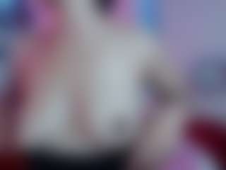 Roxy-Wild's Live Sex Cam Show
