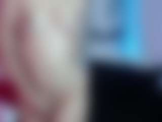 Roxy-Wild's Live Sex Cam Show