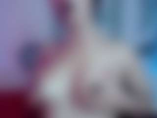 Roxy-Wild's Live Sex Cam Show
