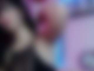 Roxy-Wild's Live Sex Cam Show