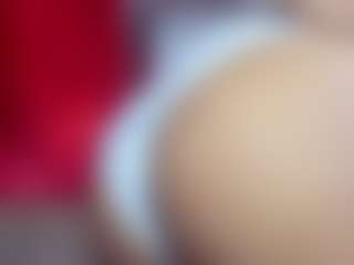 ZoeFerdi's Live Sex Cam Show