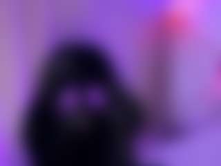 ZoeFerdi's Live Sex Cam Show