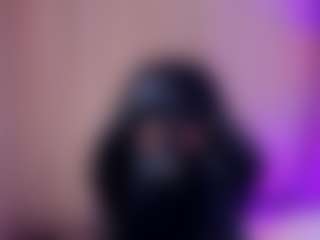 ZoeFerdi's Live Sex Cam Show