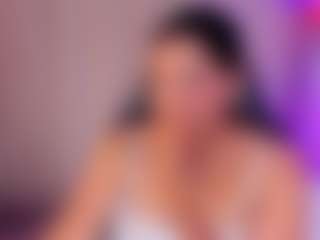 Live cam show with ZoeFerdi - New BBW on madthumbs