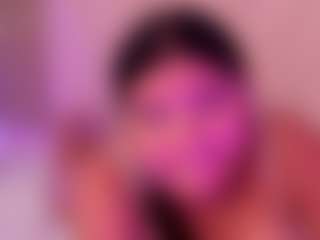 ZoeFerdi's Live Sex Cam Show