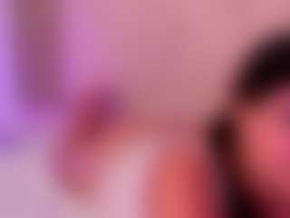 ZoeFerdi's Live Sex Cam Show