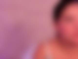 ZoeFerdi's Live Sex Cam Show