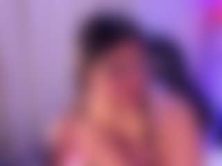 ZoeFerdi's Live Sex Cam Show