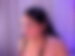 ZoeFerdi's Live Sex Cam Show