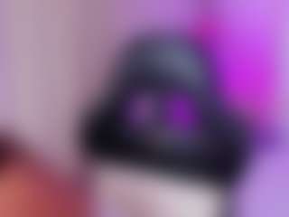 Live cam show with ZoeFerdi - Black Cum on Camiplay Live