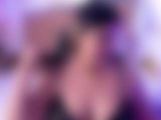 ZoeFerdi's Live Sex Cam Show