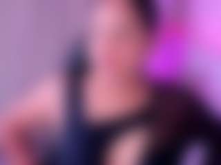 Live cam show with ZoeFerdi - Black Fetish on Free Soda