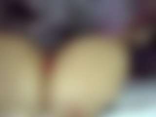 Bubblebeeee's Live Sex Cam Show