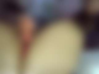 Bubblebeeee's Live Sex Cam Show