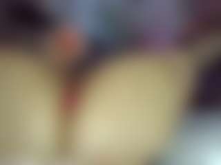 Bubblebeeee's Live Sex Cam Show