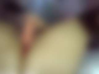 Bubblebeeee's Live Sex Cam Show
