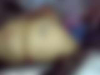 Bubblebeeee's Live Sex Cam Show