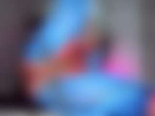 Bubblebeeee's Live Sex Cam Show