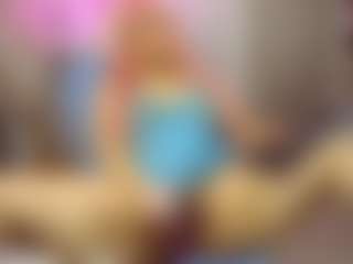Bubblebeeee's Live Sex Cam Show