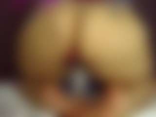 Bubblebeeee's Live Sex Cam Show