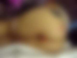 Bubblebeeee's Live Sex Cam Show