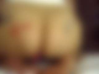 Bubblebeeee's Live Sex Cam Show