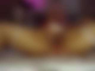 Bubblebeeee's Live Sex Cam Show
