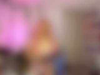 Bubblebeeee's Live Sex Cam Show