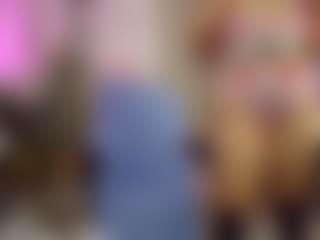 Bubblebeeee's Live Sex Cam Show
