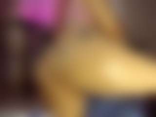 Live cam show with Bubblebeeee - Red Hair Young Adult on Hubzter Live