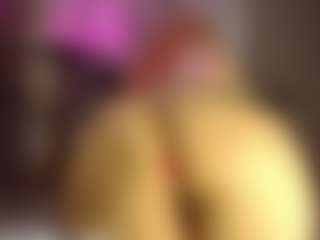 Bubblebeeee's Live Sex Cam Show
