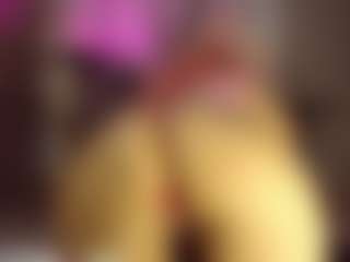 Bubblebeeee's Live Sex Cam Show