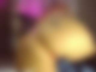 Bubblebeeee's Live Sex Cam Show