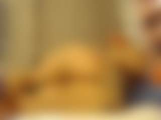 Live cam show with Bubblebeeee - Red Hair on Camming Site