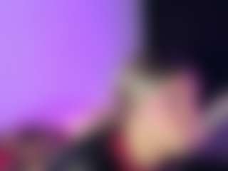 Live cam show with Cameron-blake - Lean on SinfulBabes