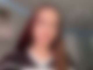 Live cam show with Beatrice - Skinny Teen (18+) on Lustler