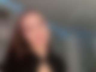 Live cam show with Beatrice - Teen (18+) on boobsie.com